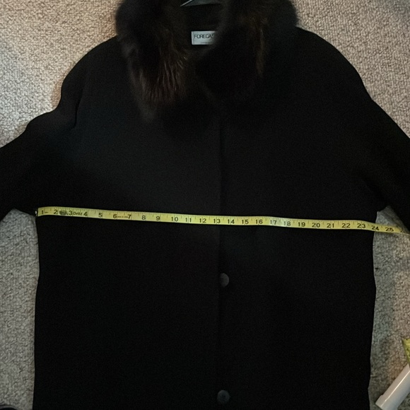 🎉HP🎉~Genuine Fox Fur Collar Soft,Luxurious ,Long Coat by Forecaster of Boston… - Picture 16 of 16